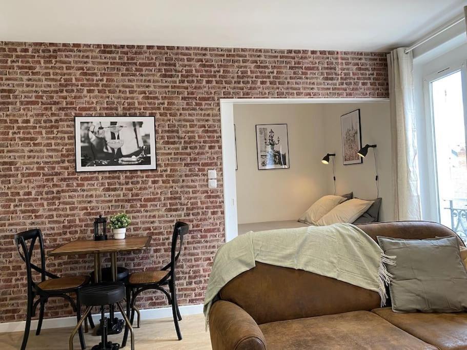 Le Paris Appart' T2 Au Centre Du Mans Le Mans Bagian luar foto